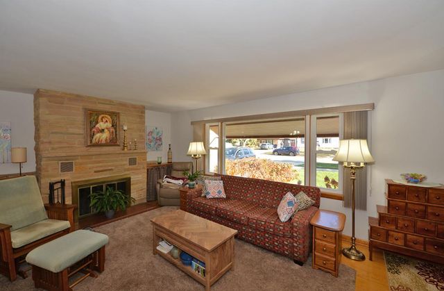 934 Illinois STREET, Racine, WI 53405