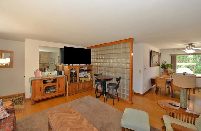 934 Illinois STREET, Racine, WI 53405