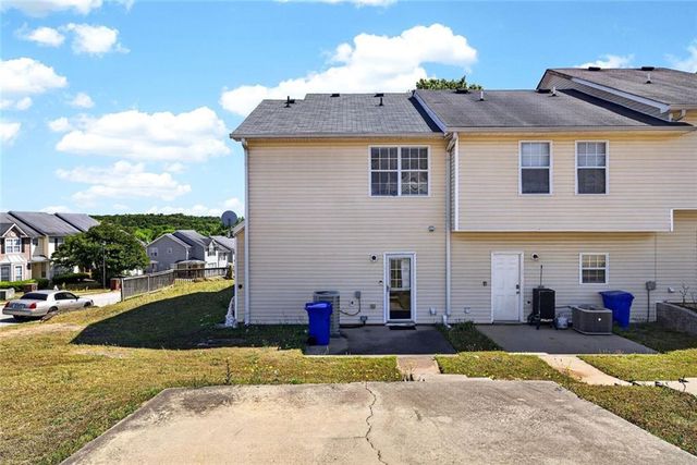 100 Hawkeye Lane NW, Conyers, GA 30012