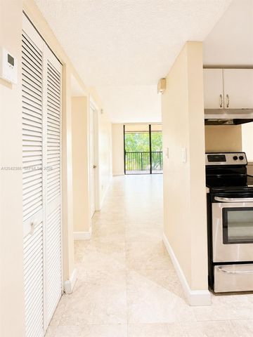 14421 N Kendall Dr 403m, Miami, FL 33186