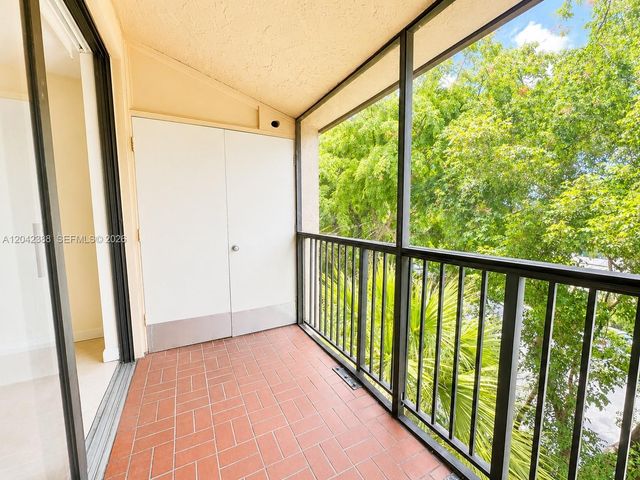 14421 N Kendall Dr 403m, Miami, FL 33186