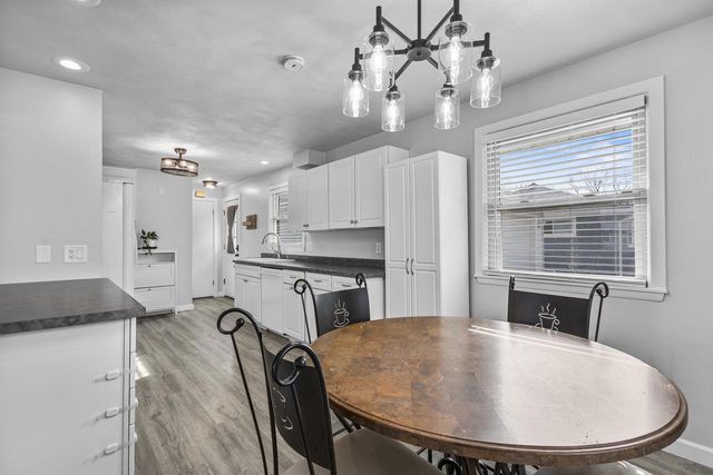 1611 E GLENDALE AVENUE, Appleton, WI 54911