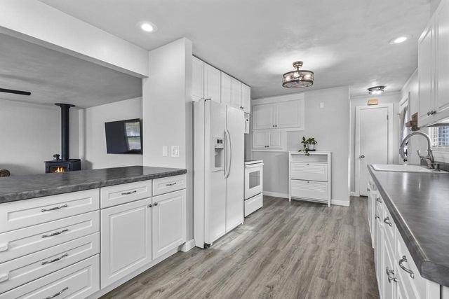 1611 E GLENDALE AVENUE, Appleton, WI 54911