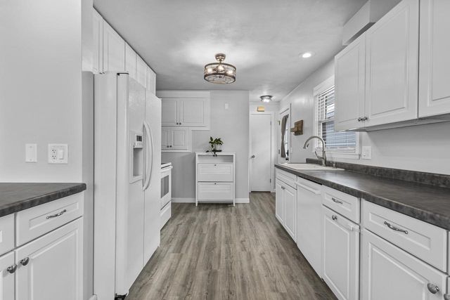 1611 E GLENDALE AVENUE, Appleton, WI 54911