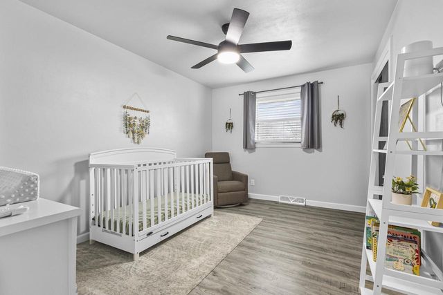 1611 E GLENDALE AVENUE, Appleton, WI 54911