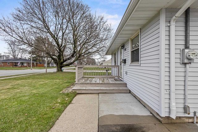 1611 E GLENDALE AVENUE, Appleton, WI 54911