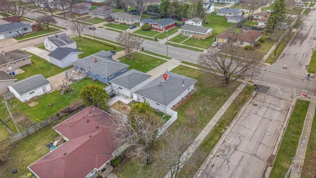 1611 E GLENDALE AVENUE, Appleton, WI 54911