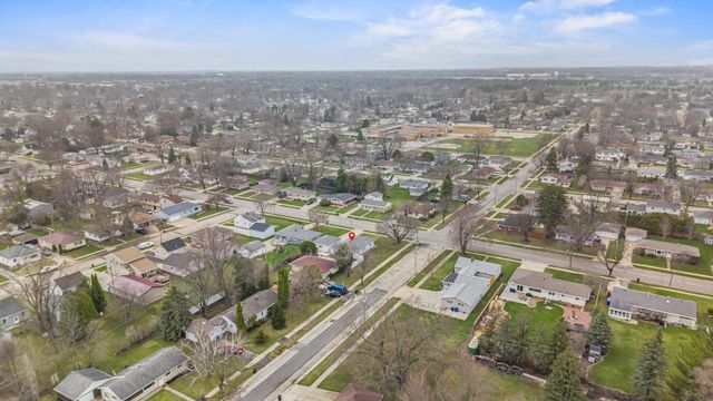 1611 E GLENDALE AVENUE, Appleton, WI 54911
