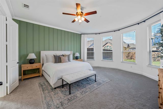 917 Fallbrook, Denton, TX 76210