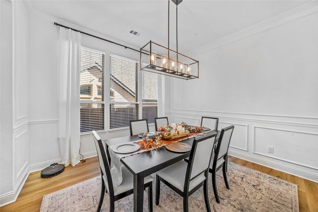 917 Fallbrook, Denton, TX 76210