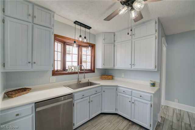 855 Osborn Avenue, Lorain, OH 44052