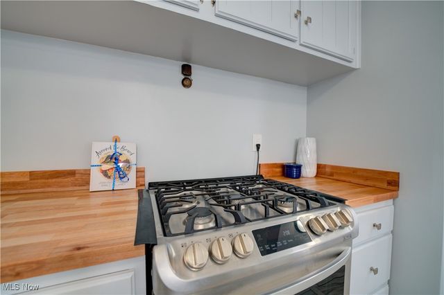 855 Osborn Avenue, Lorain, OH 44052