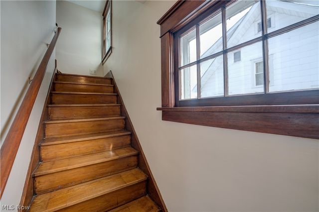 855 Osborn Avenue, Lorain, OH 44052