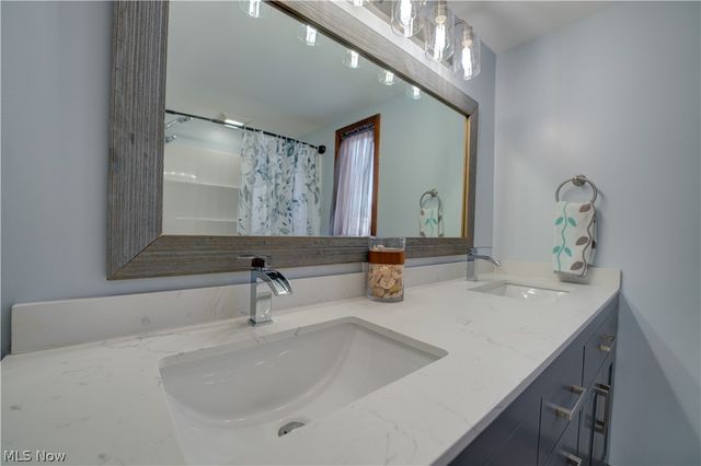 855 Osborn Avenue, Lorain, OH 44052