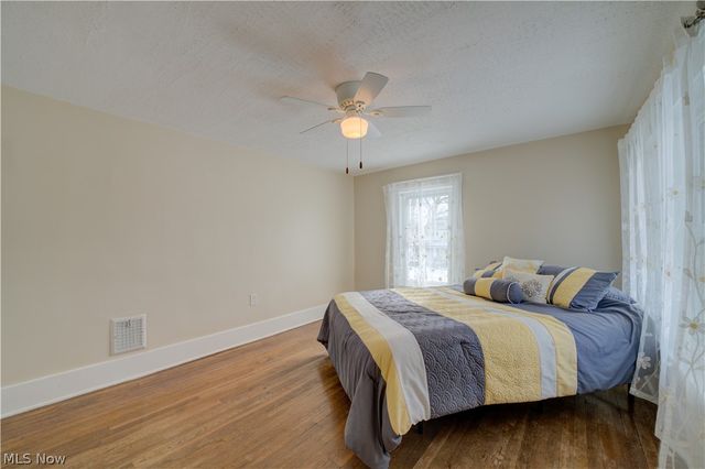 855 Osborn Avenue, Lorain, OH 44052