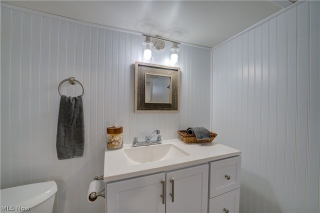 855 Osborn Avenue, Lorain, OH 44052