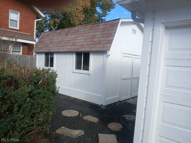 855 Osborn Avenue, Lorain, OH 44052