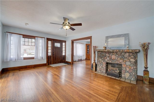 855 Osborn Avenue, Lorain, OH 44052