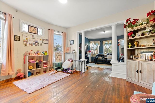 91 Headley Terrace, Irvington, NJ 07111