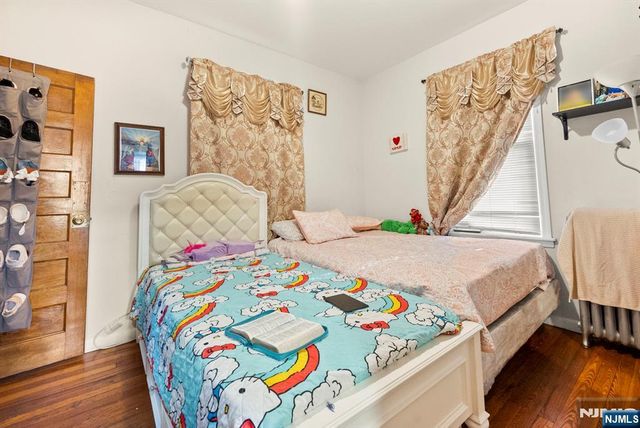 91 Headley Terrace, Irvington, NJ 07111