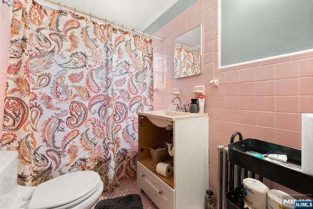 91 Headley Terrace, Irvington, NJ 07111