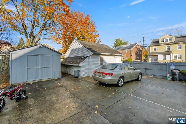 91 Headley Terrace, Irvington, NJ 07111