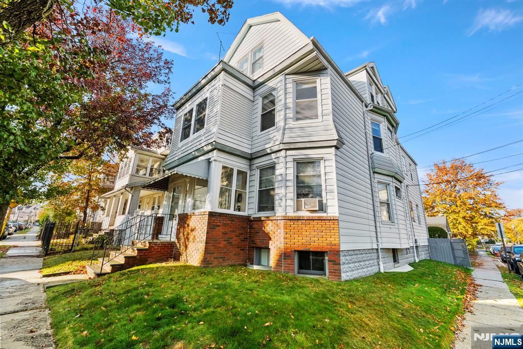 91 Headley Terrace, Irvington, NJ 07111