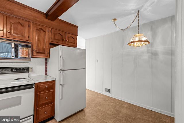 11319 MANSE RD, Hagerstown, MD 21740