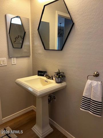 1731 E ELGIN Street, Gilbert, AZ 85295