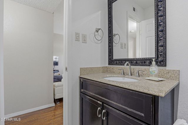 6400 Edgemere Boulevard 100, El Paso, TX 79925