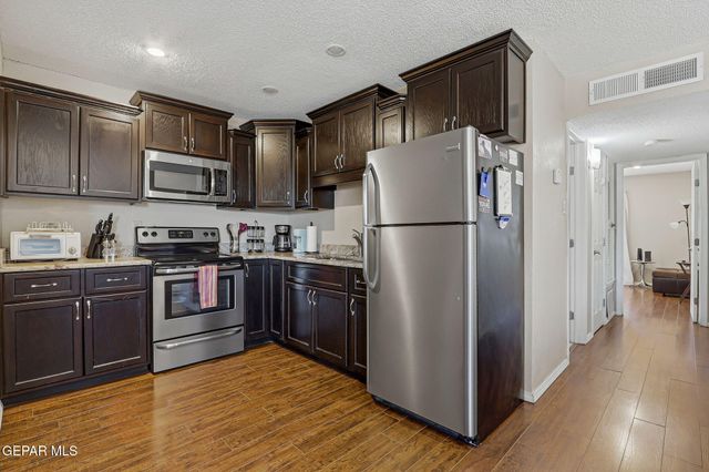 6400 Edgemere Boulevard 100, El Paso, TX 79925