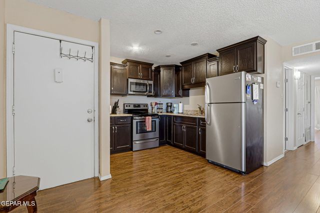 6400 Edgemere Boulevard 100, El Paso, TX 79925