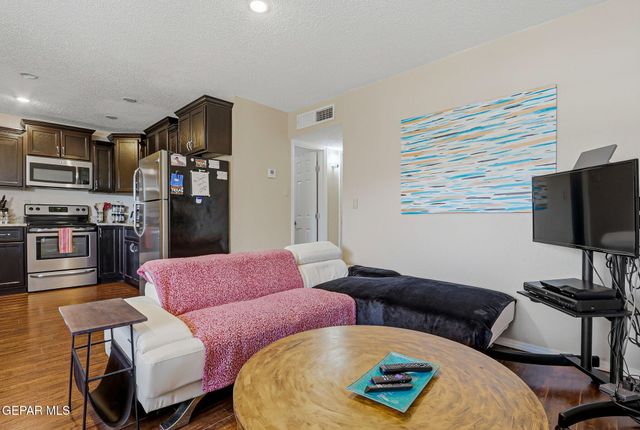 6400 Edgemere Boulevard 100, El Paso, TX 79925