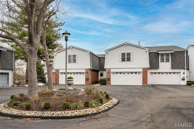 2168 Bantry Court, Chesterfield, MO 63017