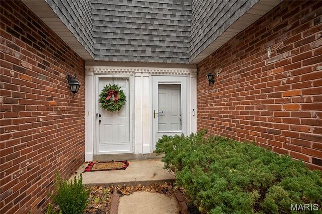 2168 Bantry Court, Chesterfield, MO 63017