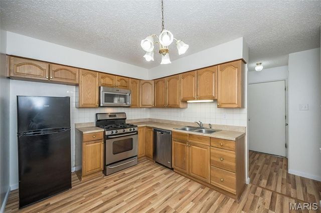 2168 Bantry Court, Chesterfield, MO 63017