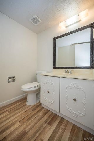 2168 Bantry Court, Chesterfield, MO 63017