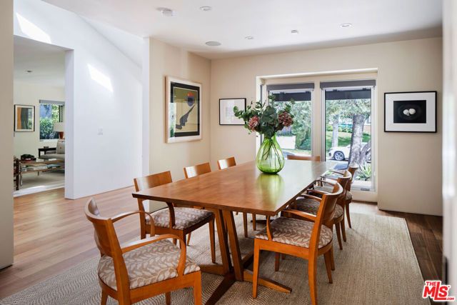 10481 Lindbrook Drive, Los Angeles, CA 90024