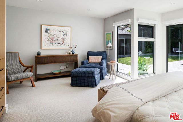 10481 Lindbrook Drive, Los Angeles, CA 90024