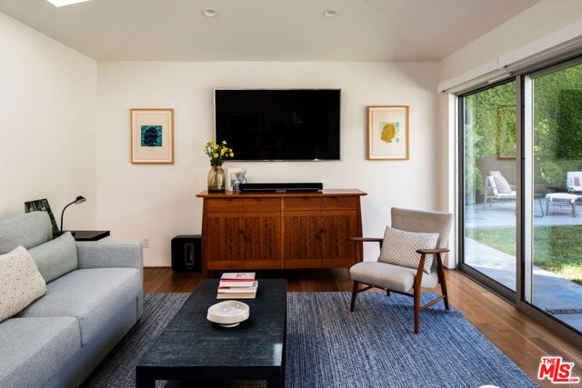 10481 Lindbrook Drive, Los Angeles, CA 90024