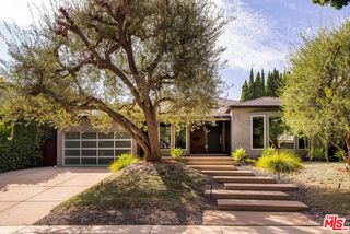 10481 Lindbrook Drive, Los Angeles, CA 90024