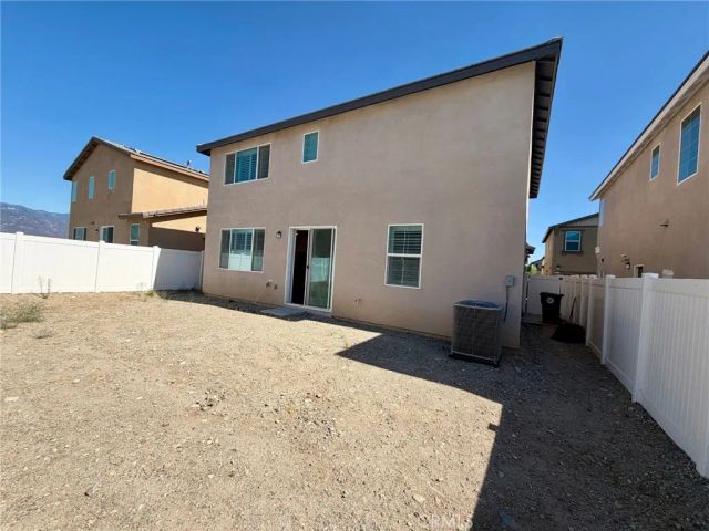 2511 Gunner Ridge, Rialto, CA 92377