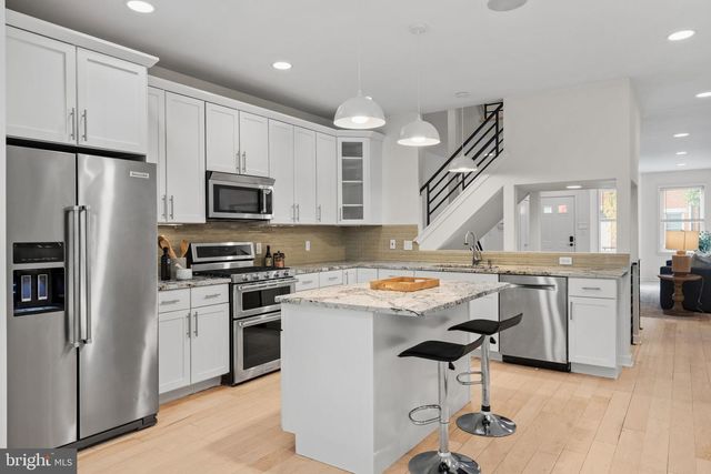 765 S 15TH ST, Philadelphia, PA 19146