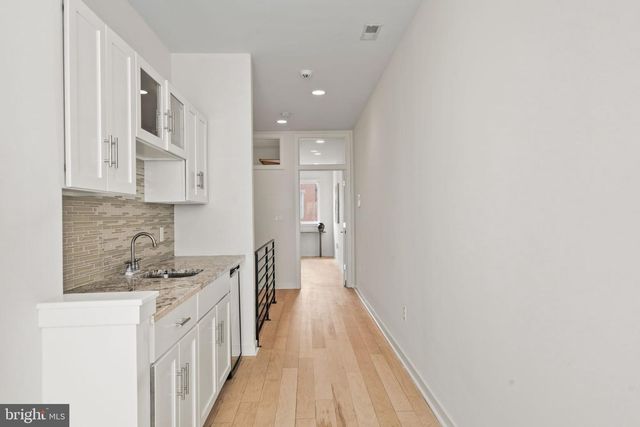 765 S 15TH ST, Philadelphia, PA 19146