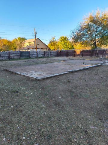 630 Gianera Avenue, Socorro, NM 87801