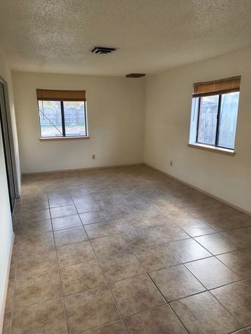 630 Gianera Avenue, Socorro, NM 87801