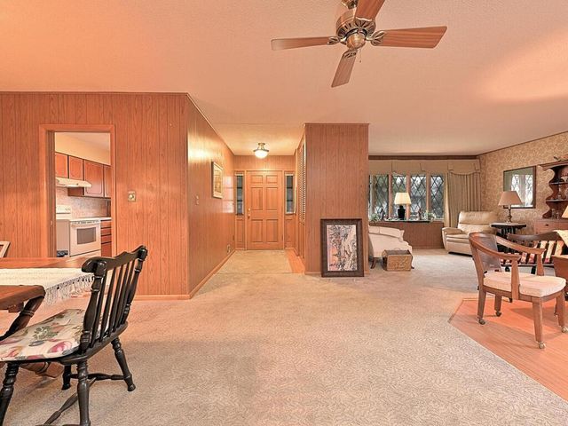 911 SW 4th Avenue, Grand Rapids, MN 55744