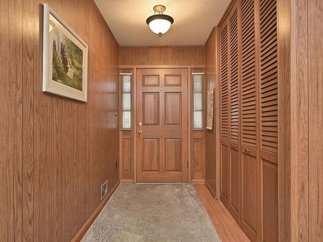 911 SW 4th Avenue, Grand Rapids, MN 55744