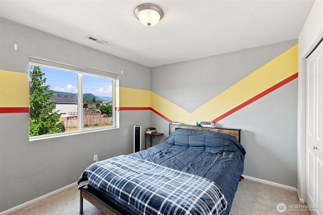 17713 Juniper Street, Granite Falls, WA 98252
