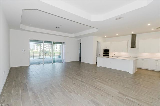 5444 FANCOURT LINKS WAY, Ave Maria, FL 34142